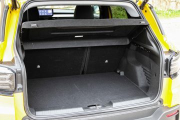 Jeep Avenger 1.2 MHEV blagi hibrid-17