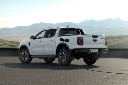 Ford Expands Global Truck Family with First Ever Ranger Plug-in