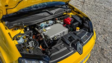 Renault 5 R5 električni avto avtomobilizem.com-12