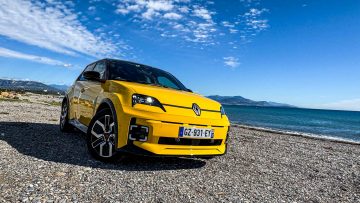 Renault 5 R5 električni avto avtomobilizem.com-18