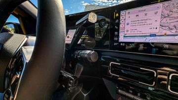 Renault 5 R5 električni avto avtomobilizem.com