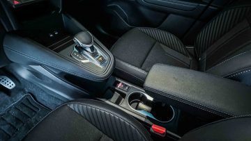 Renault Captur e-tech hybrid avtomobilizem.com-8