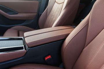 Skoda Superb Combi L&K 2.0 TDI-2