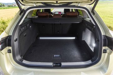Skoda Superb Combi L&K 2.0 TDI-24
