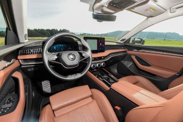 Skoda Superb Combi L&K 2.0 TDI-26