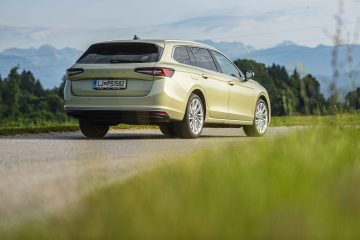 Skoda Superb Combi L&K 2.0 TDI-29