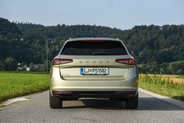 Skoda Superb Combi L&K 2.0 TDI-37