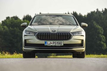 Skoda Superb Combi L&K 2.0 TDI-41
