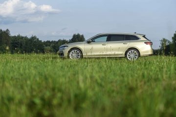 Skoda Superb Combi L&K 2.0 TDI-42