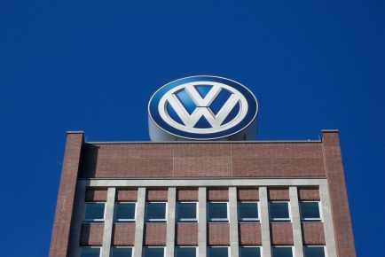 Wolfsburg_VW_Logo