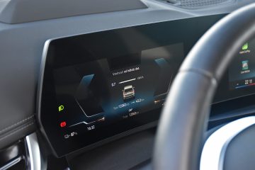 BMW iX1 eDrive20 16