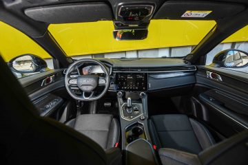 Lynk & Co 01 PHEV priključni hibrid avtomobilizem.com-20