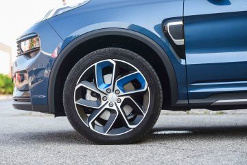 Lynk & Co 01 PHEV priključni hibrid avtomobilizem.com-23