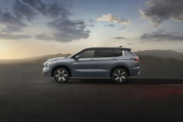 New Outlander PHEV_003L