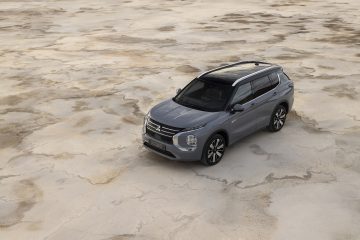 New Outlander PHEV_034L