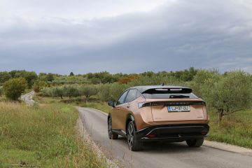 Nissan Ariya test 2024 (17)
