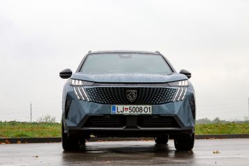 Peugeot 5008 (2)