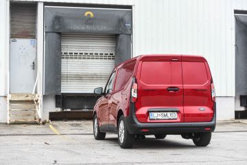 Ford Courier Transit-13