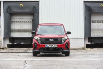 Ford Courier Transit-7