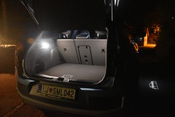 FORD EXPLORER 32