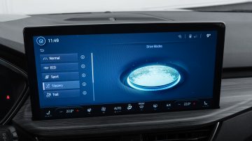 Ford_Kuga_HEV_AWD_Active_X_46