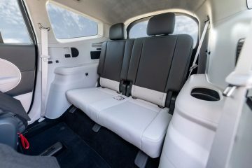 Hyundai-Ioniq-9-145
