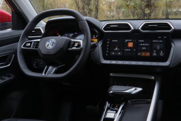 MG ZS Hybrid+  (2)