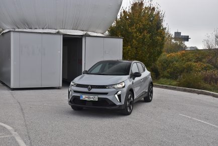RENAULT CAPTUR 01