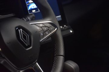 RENAULT CAPTUR 18