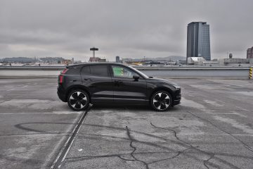 VOLVO EX30 09