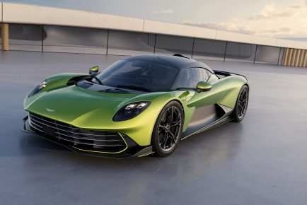 Aston_Martin_Valhalla_01