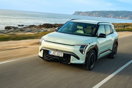 Kia EV3_ (1)
