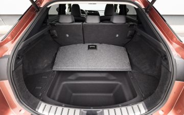 Lexus_RZ_450e_Premium_33