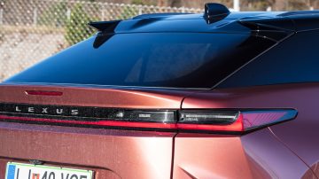 Lexus_RZ_450e_Premium_58
