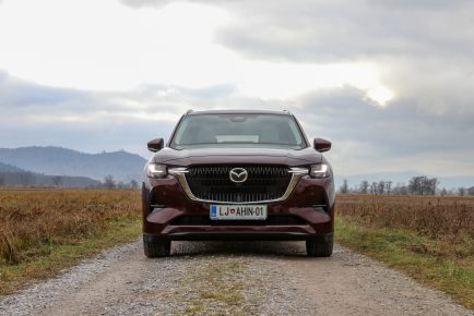 Mazda CX-80 (11)