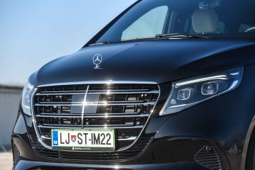 Mercedes-Benz razred V 300d 4Matic-39