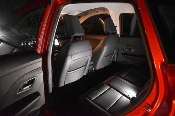 MG ZS HYBRID 27