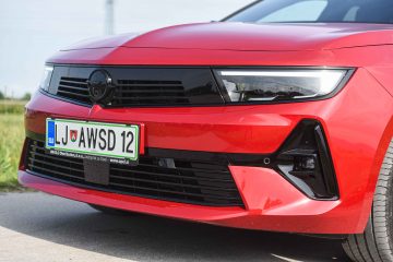 Opel Astra PHEV priključni hibrid-27