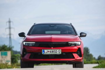 Opel Astra PHEV priključni hibrid-29