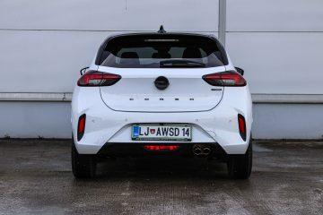 Opel Corsa Hybrid avtomobilizem.com-19