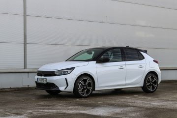 Opel Corsa Hybrid avtomobilizem.com-30