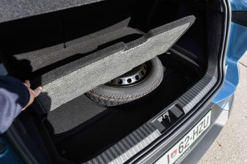 Renault Symbioz hibrid SUV avtomobilizem.com-15