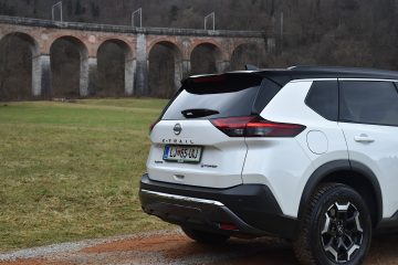NISSAN X-TRAIL 12