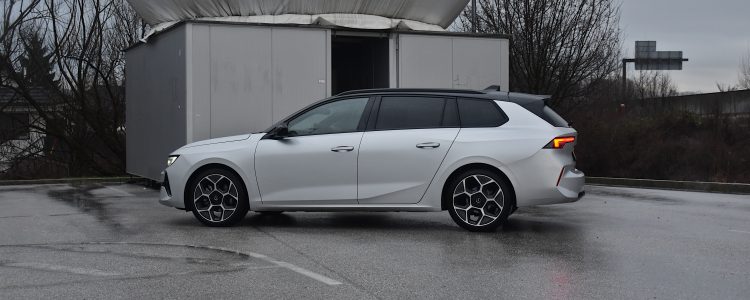 OPEL ASTRA ST 03