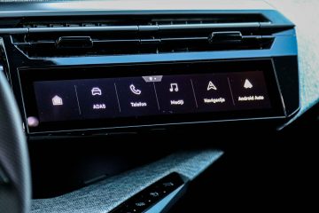 Peugeot 5008 PureTech avtomobilizem.com-32