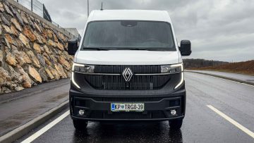 Renault Master Furgon Kombi avtomobilizem.com-15