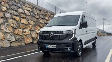 Renault Master Furgon Kombi avtomobilizem.com-16
