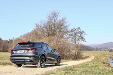 Audi Q6 e-tron (7)