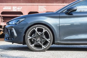 Cupra Leon ST 1.5 TSI-11