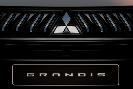 New_Mitsubishi_Grandis_Teaser_001
